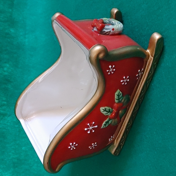 Fitz and Floyd Other - 🎁Fitz and Floyd "Festive Bells" Holiday Sleigh Ceramic Planter Centerpiece